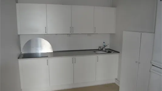 Værkstedslokaler til leje i Rødovre - billede 4