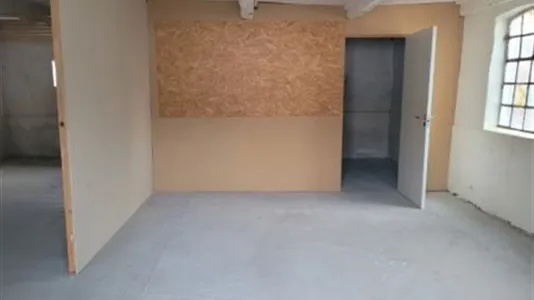 Værkstedslokaler til leje i Humlebæk - billede 1