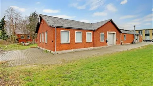 Værkstedslokaler til leje i Rødovre - billede 1